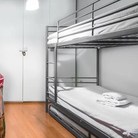Apartment Wood In The Center Of
